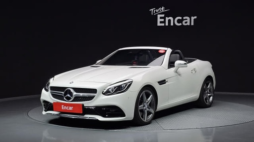 2017 MERCEDES-BENZ SLC