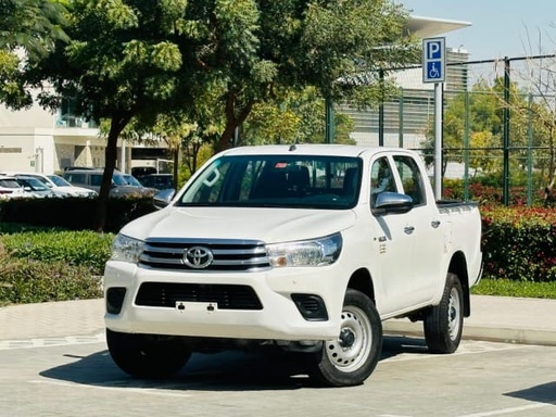 2020 TOYOTA Hilux