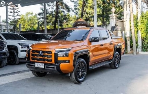 2024 MITSUBISHI Triton