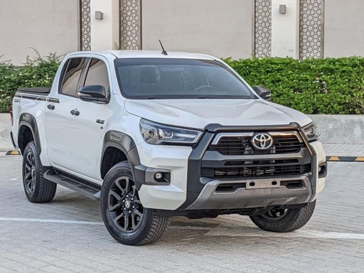 2021 TOYOTA Hilux