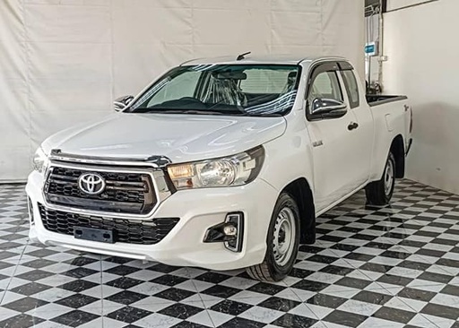 2020 TOYOTA Hilux
