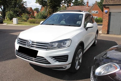 2016 VOLKSWAGEN Touareg