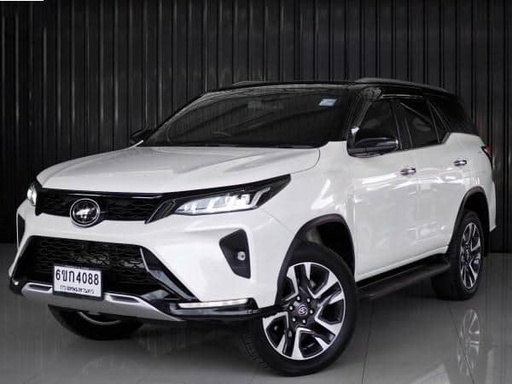 2021 TOYOTA Fortuner