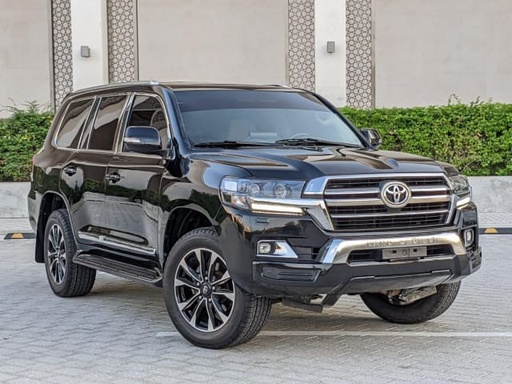 2019 TOYOTA Land Cruiser