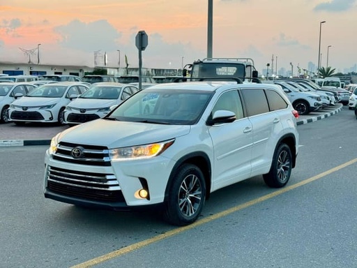 2018 TOYOTA Highlander