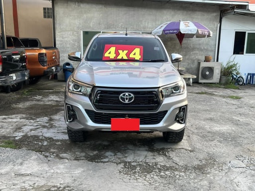 2017 TOYOTA Hilux