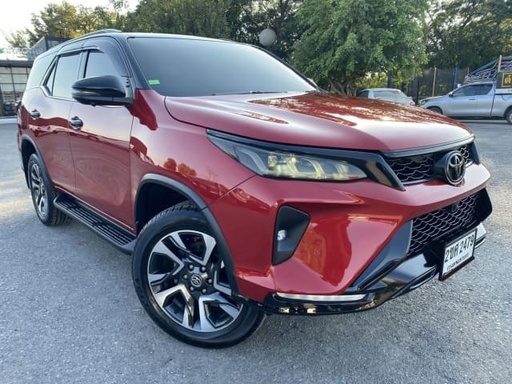 2022 TOYOTA Fortuner