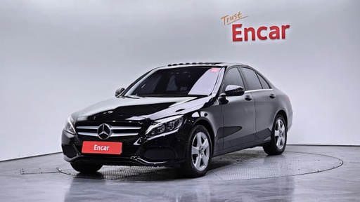 2017 MERCEDES-BENZ C-Class