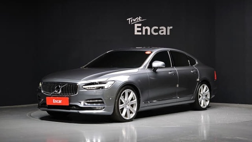 2018 VOLVO S90