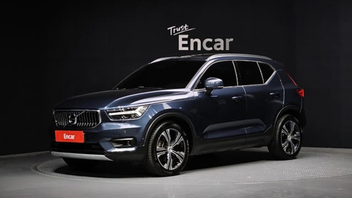 2019 VOLVO XC40, 
