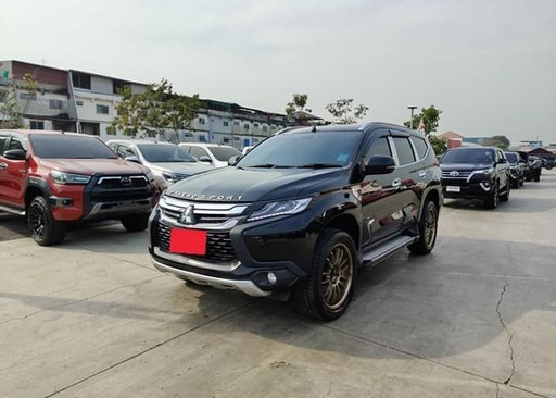 2018 MITSUBISHI Pajero