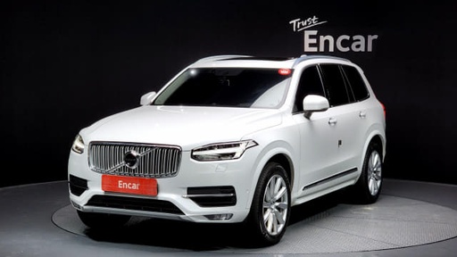 2017 VOLVO XC90