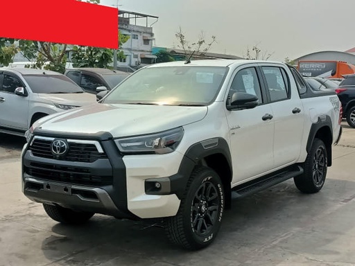 2025 TOYOTA Hilux