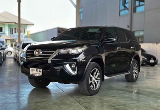 2019 TOYOTA Fortuner