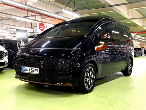2023 HYUNDAI Staria