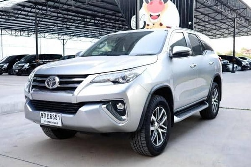 2019 TOYOTA Fortuner