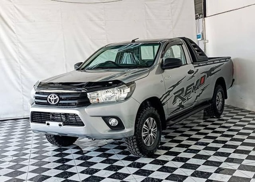 2018 TOYOTA Hilux