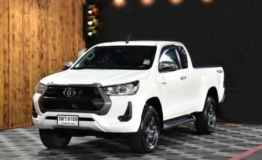 2021 TOYOTA Hilux