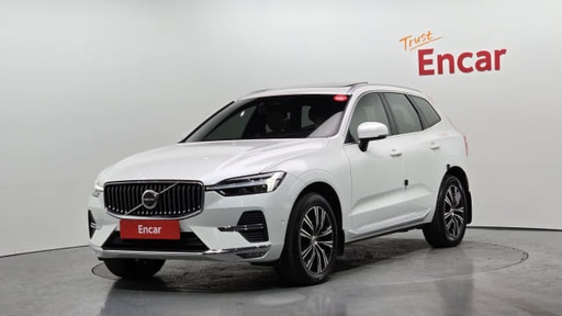 2022 VOLVO XC60