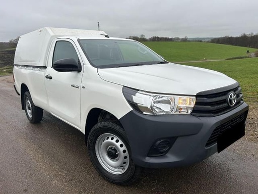 2018 TOYOTA Hilux