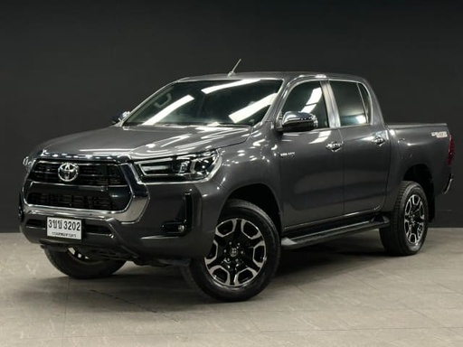 2022 TOYOTA Hilux