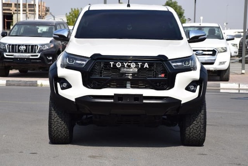 2017 TOYOTA Hilux
