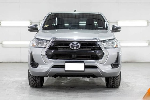 2021 TOYOTA Hilux