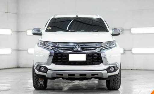 2017 MITSUBISHI Pajero