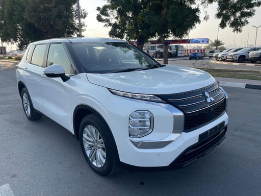 2023 MITSUBISHI Outlander, 