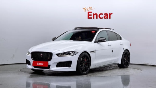 2019 JAGUAR XE
