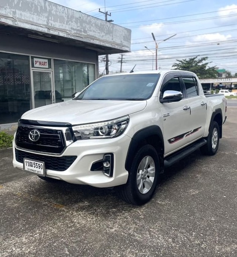 2018 TOYOTA Hilux