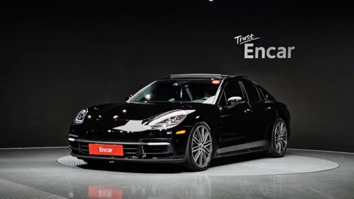 2017 Porsche Panamera