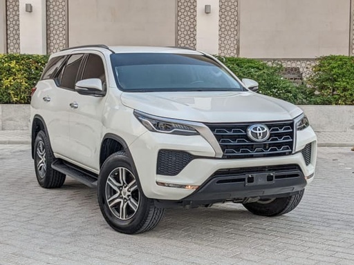 2021 TOYOTA Fortuner