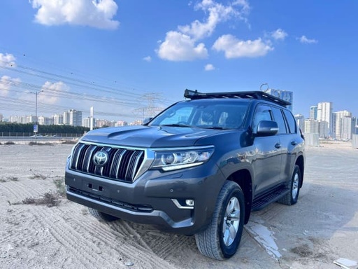 2018 TOYOTA Land Cruiser